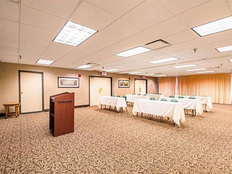 Hotel Comfort - Tysons Corner 3*