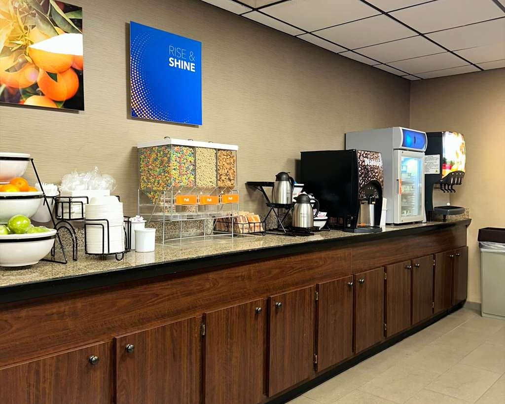 Comfort - Tysons Corner Hotel 3*