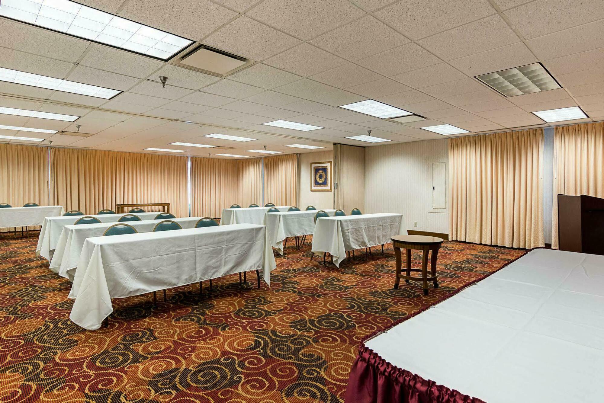 Comfort - Tysons Corner 3*