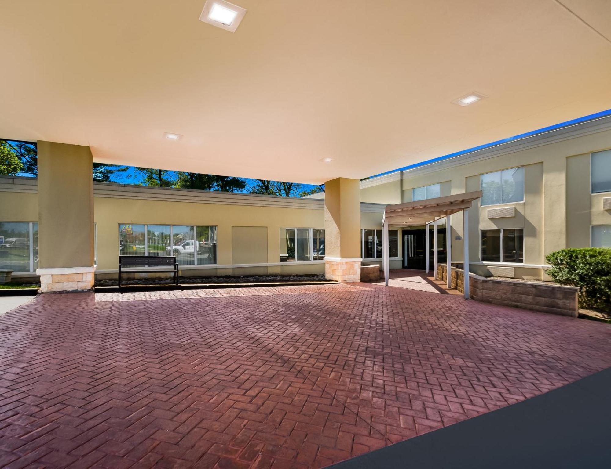 Comfort - Tysons Corner Hotel 3*