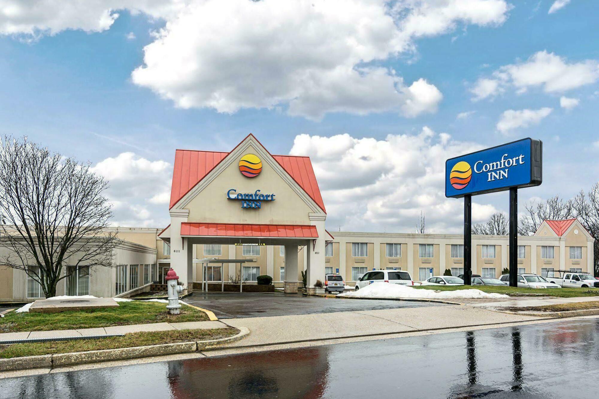 Hotel Comfort - Tysons Corner 3*